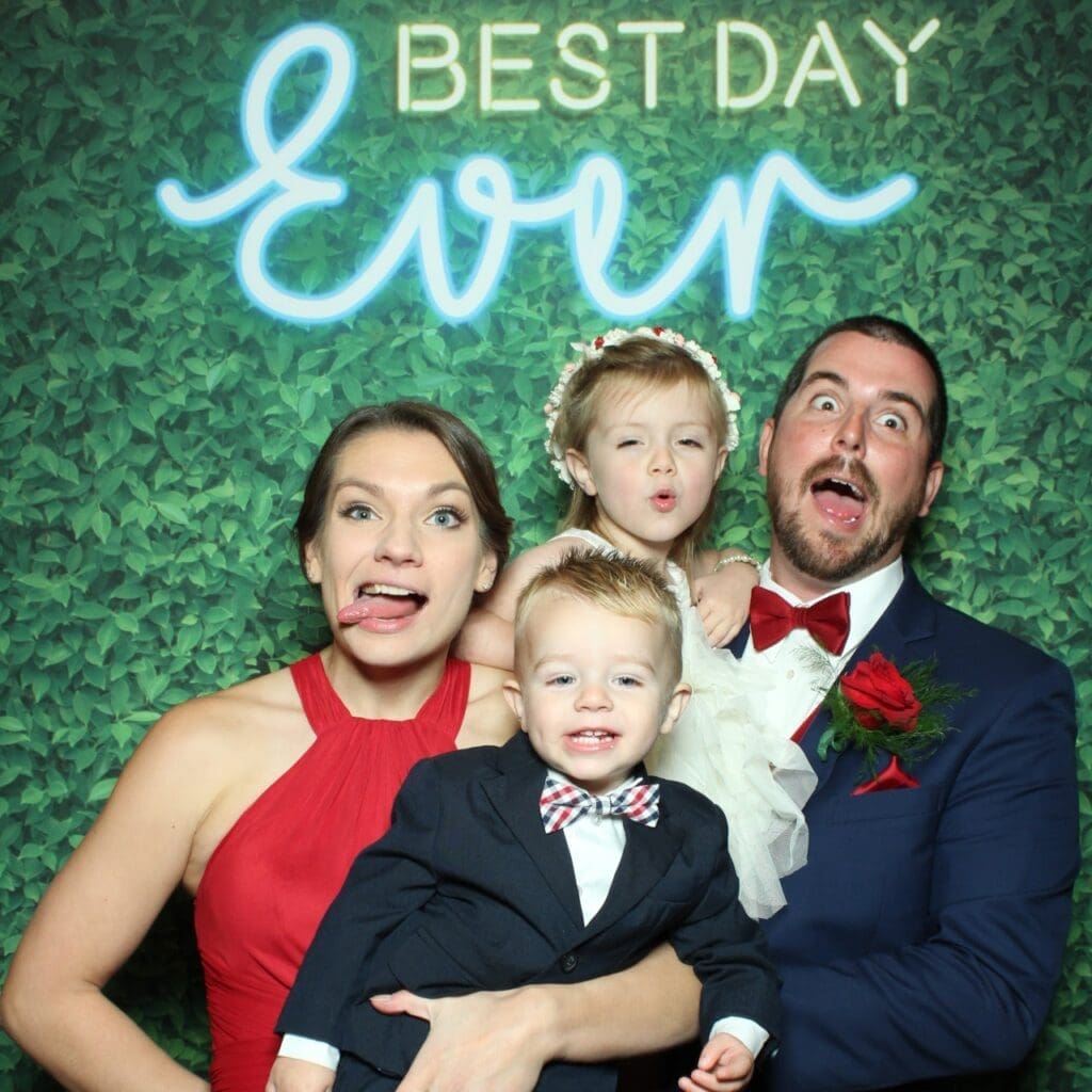 Emme Photo Booth