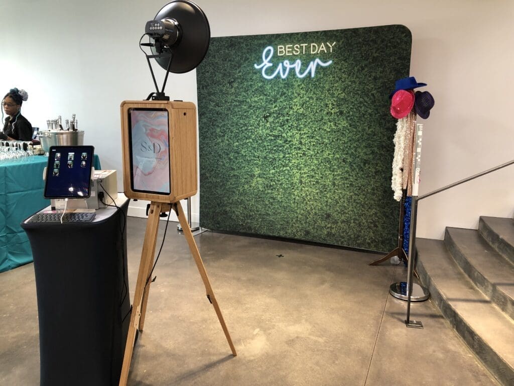 Eva by Emme Photo Booth