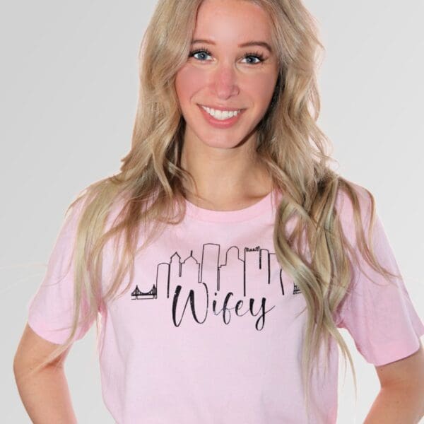 Pittsburgh wifey T-shirt